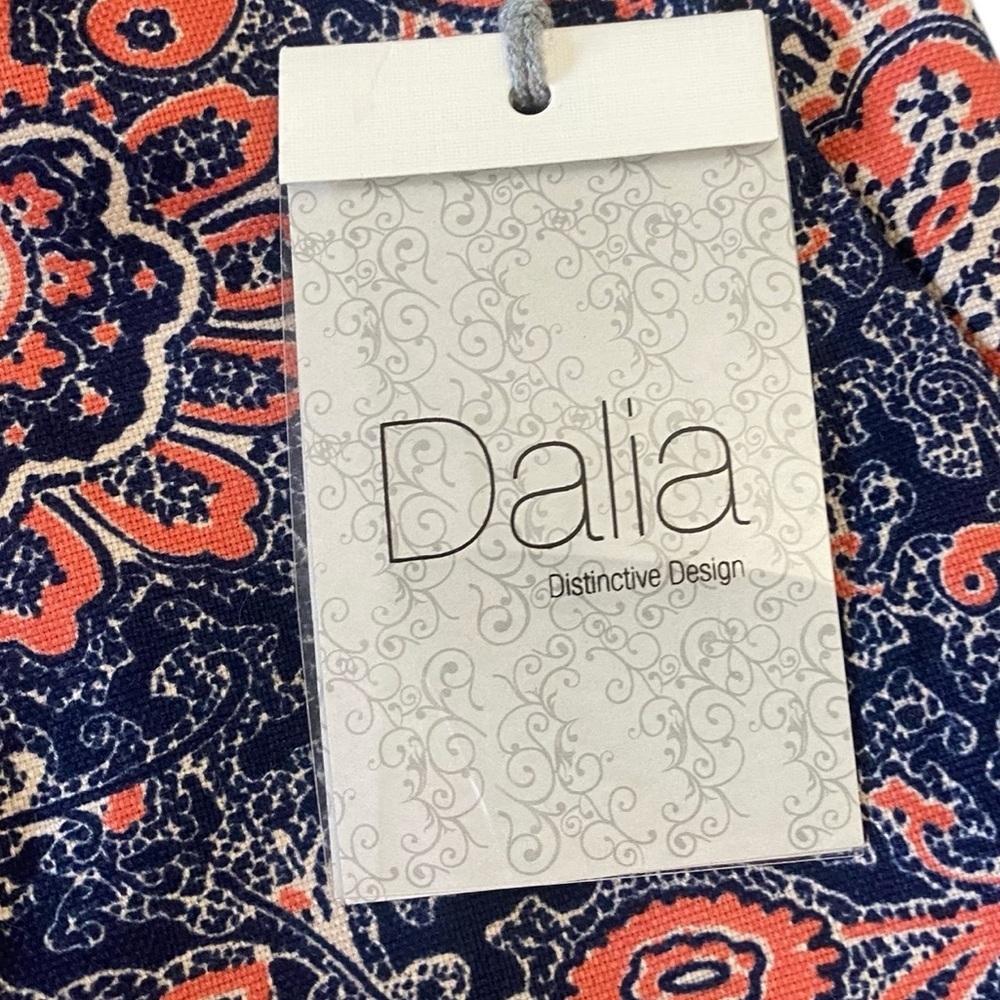 NWT Paisley Print Relaxed Fit Capris - Picture 7 of 11